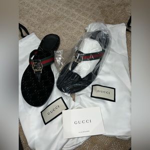 Gucci Women's Brown Gg Thong Web